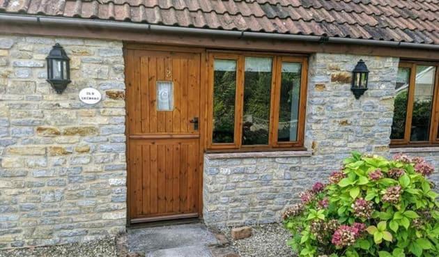 The Burcott Inn Cottages Веллс Екстер'єр фото